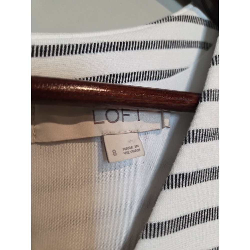 LOFT‎ Striped Sheath Dress W 8 White Black Sleeveless V-Neck Button Front Knit - Picture 2 of 4